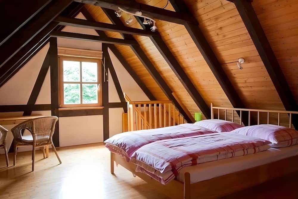 Ganze Wohnung, Ferienwohnung Drei Zinnen in Hiltpoltstein, Frankenalb