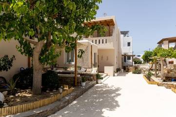 Maison d’hôte pour 3 personnes, avec jardin et terrasse dans Naxos