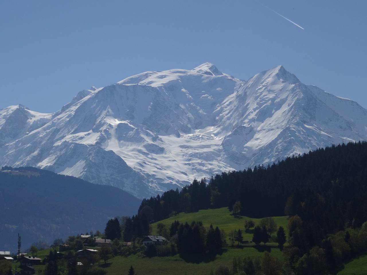 Appartement entier, Appartement cosy à Combloux avec parking et cheminée in Combloux, Pays du Mont-Blanc