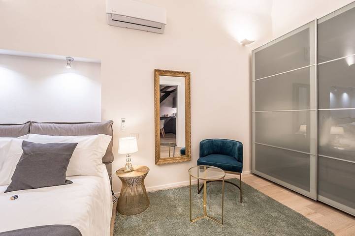Apartamento entero, My Luxury Suites - Apartamento Estándar in Savona (City), Savona