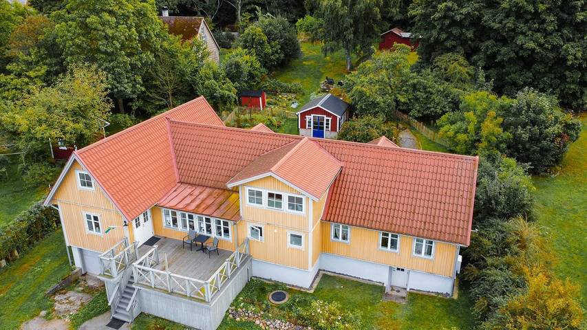 Hus för 18 Personer, med Terass samt Trädgård och Bastu och Utsikt i Blekinge