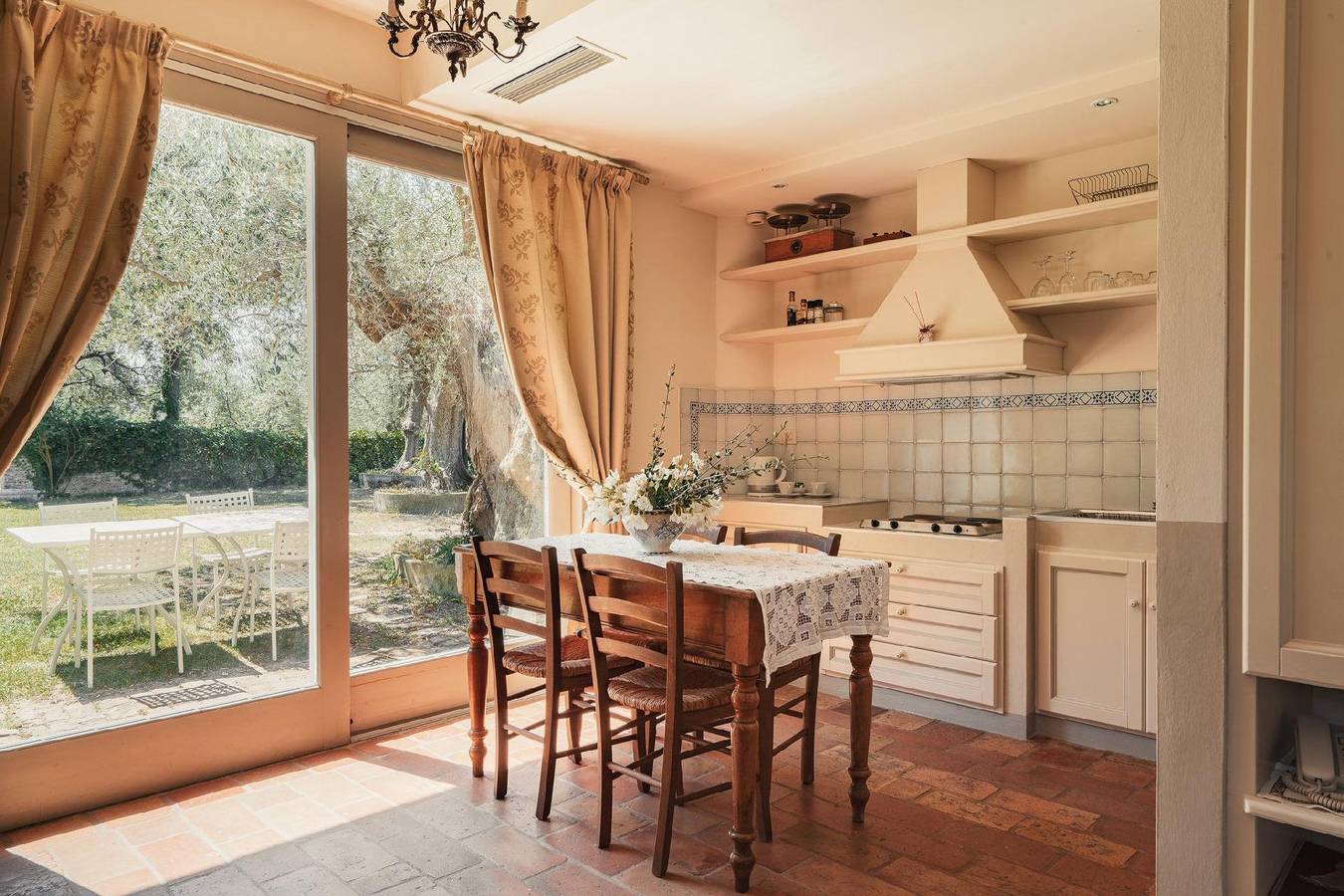 Apartamento vacacional entero, Spacious two-room apartment in Pésaro, Valle del Metauro