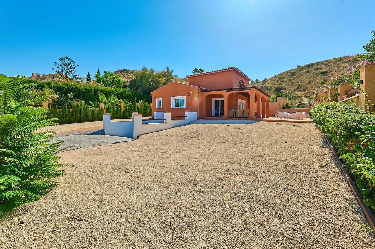 Casa Solera, Luxe nieuwe villa Busot, Alicante in Busot, Costa Blanca