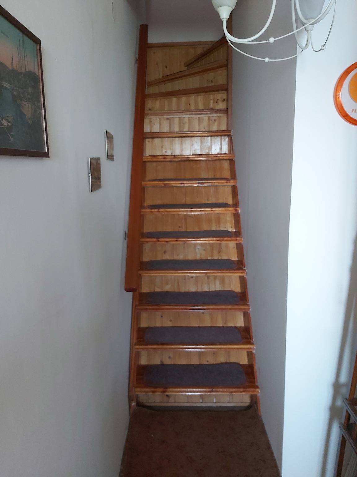 Ganze Wohnung, 2-Zimmer-Ferienwohnung mit Terrasse und Meerblick Merag, Cres A-11791-a in Cres Stadt, Cres