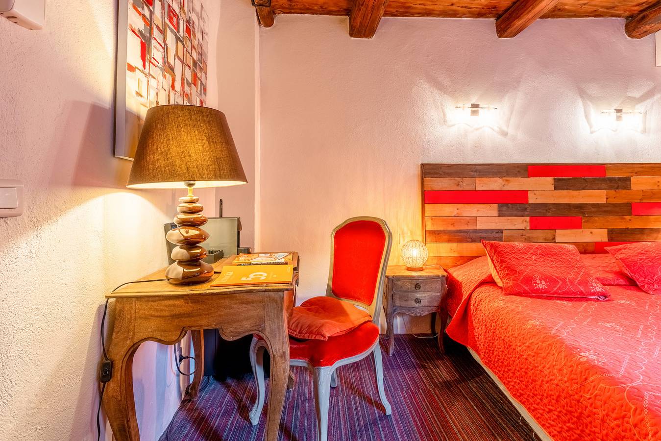 Chambre « Chambre 12 » avec piscine partagée, Wi-Fi et climatisation in Collias, Région de Nîmes