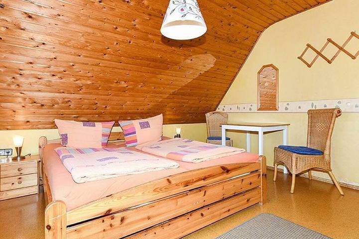 Ferienhaus für 5 Personen, mit Garten und Pool sowie Terrasse in Blomberg (Ostfriesland) - 4