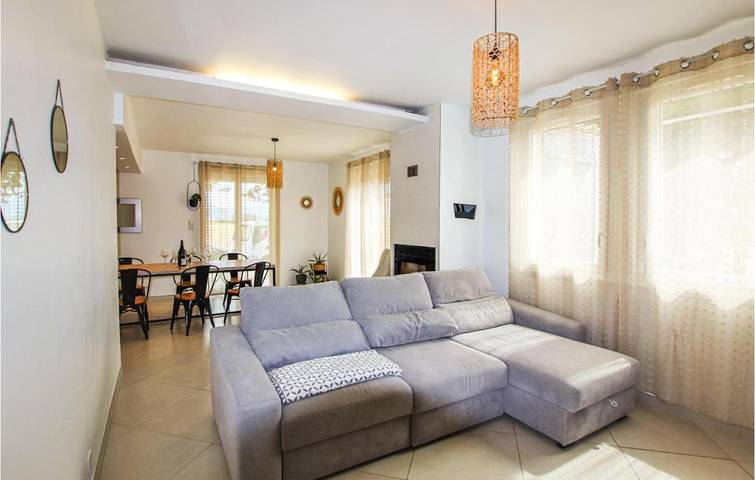 Location de vacances pour 8 personnes, avec piscine à Saint-Gervais-sur-Roubion - 3