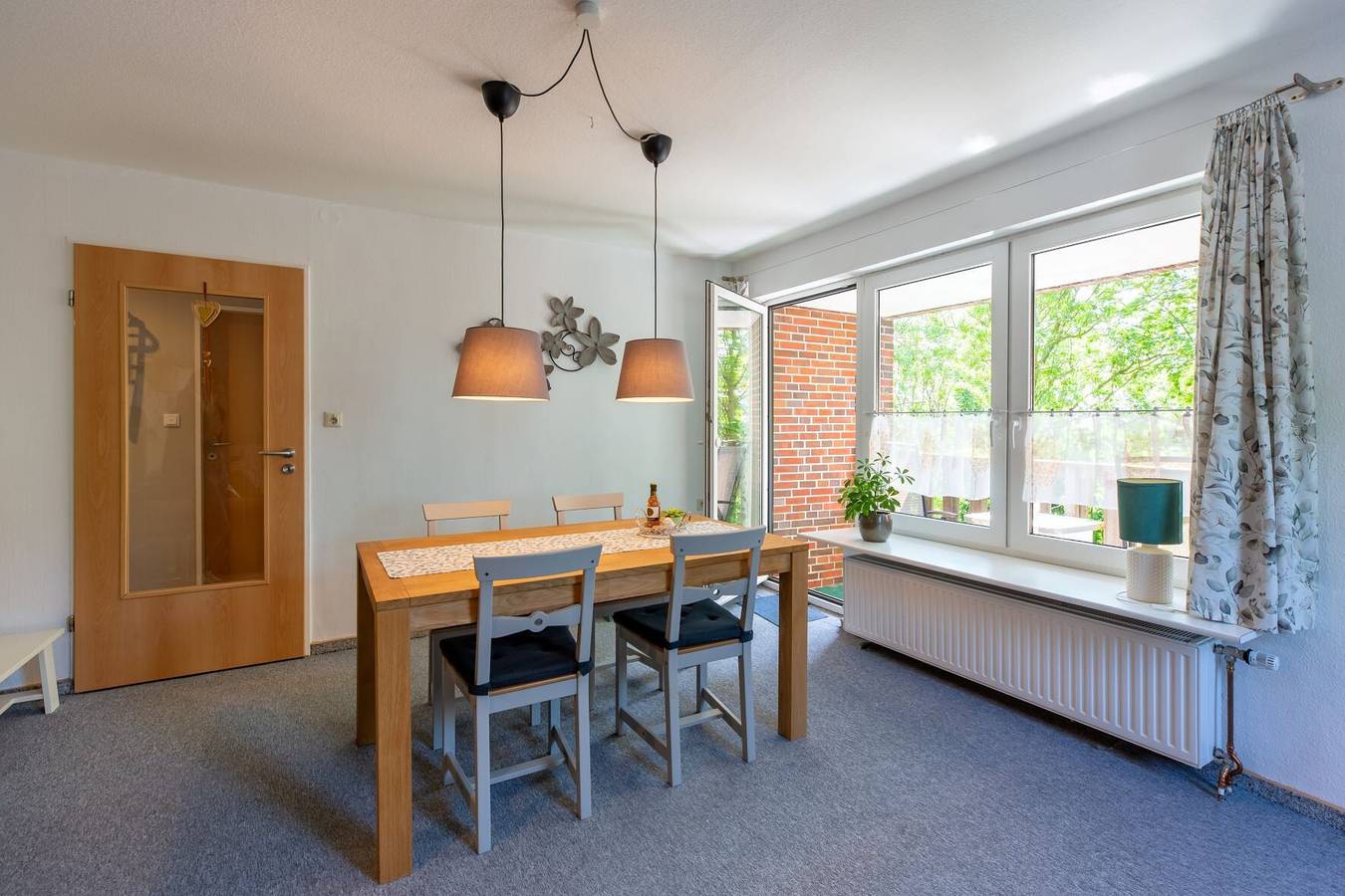 Ganze Wohnung, Ferienwohnung 'Fewo Margerite' mit Gemeinschaftsgarten und Wlan in Nordfriesische Inseln (Schleswig-Holstein), Pellworm