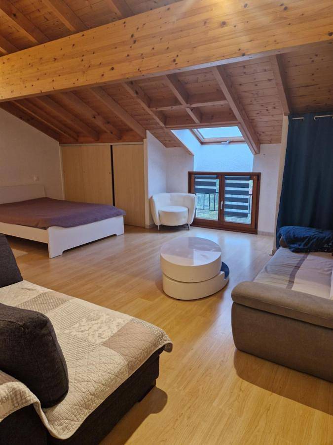Gîte pour 2 personnes à Thoiry (Ain)