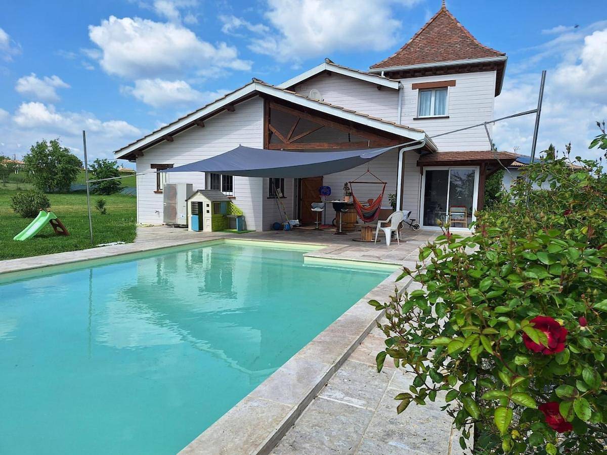 Villa in Puymiclan, Région de Marmande