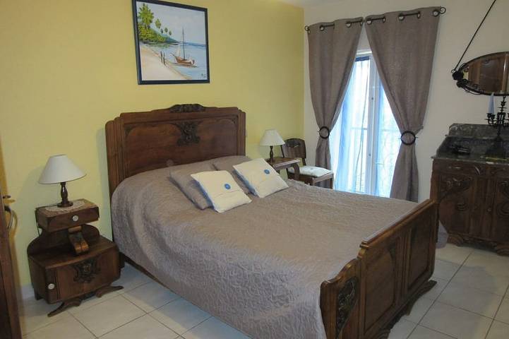 Location de vacances pour 4 personnes, avec jardin ainsi que terrasse et jacuzzi à Vaureilles - 3