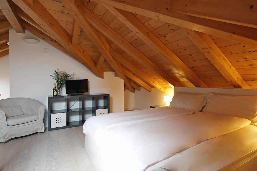 Entire apartment, Just 15 minutes walking to the center of Bellagio in Bellagio, Comune di Bellagio