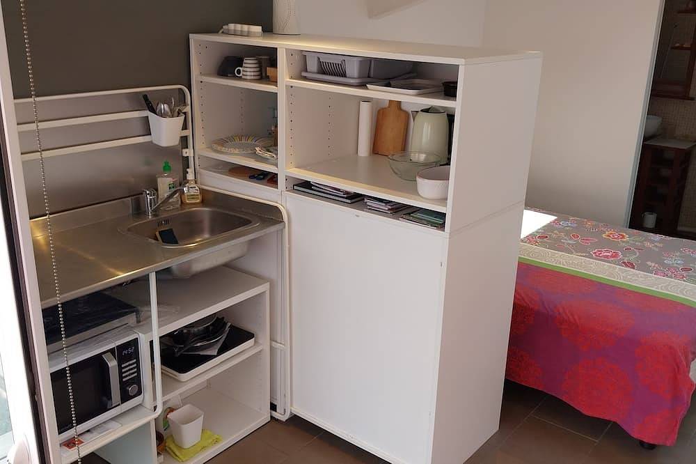Appartement entier, Studio indépendant au calme, avec parking à 2,5km de la plage +  2 vélos prêtés. in Ondres, Côte d’Argent