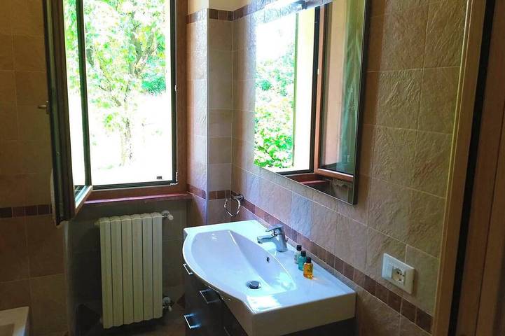 Bungalow für 6 Personen, mit Balkon und Garten sowie Pool am Idrosee - 4