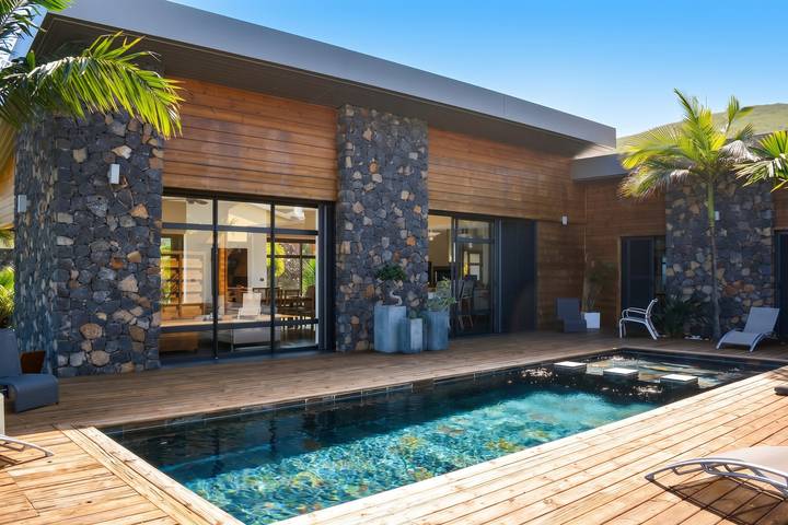 Villa paradisiaque avec vue sur la mer à Saint-Leu + Jacuzzi in Saint-Leu, Île de la Réunion