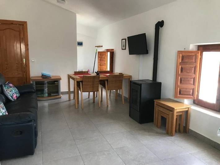 Casa rural para 3 personas, con piscina además de jardín y vistas en Arboleas - 2