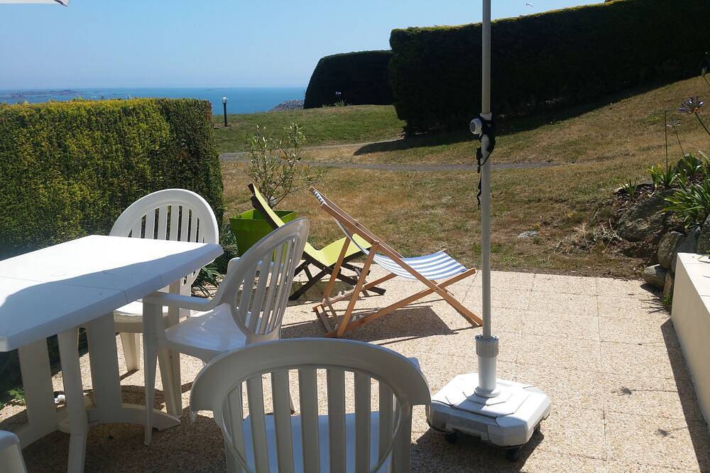 Apartamento entero, Apartamento F1 bis de 42 m² n ° 5 in Saint-Quay-Portrieux, Côte de Goëlo