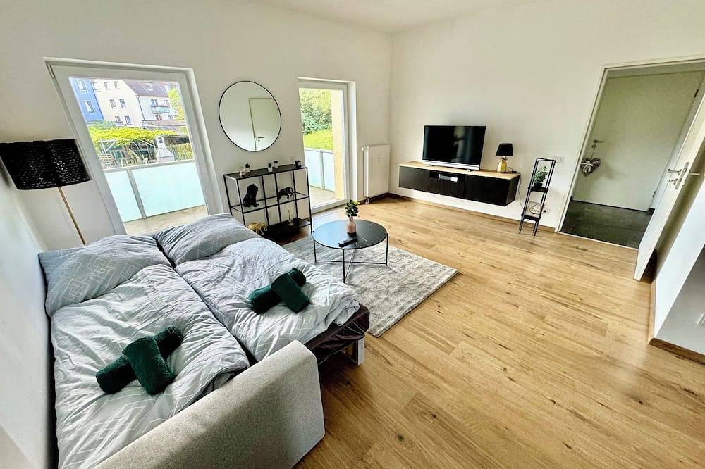 Ganze Wohnung, Fewo Palmtrees-Geräumige 2,5 Zimmerwohnung mit Balkon im Herzen des Ruhrgebiets in Gladbeck, Kreis Recklinghausen
