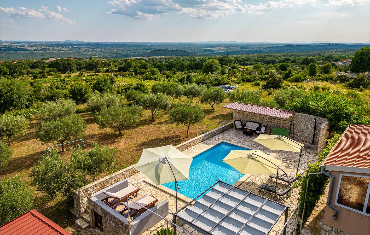 Ferienhaus für 6 Personen mit Terrasse in Vinjerac, Zadar