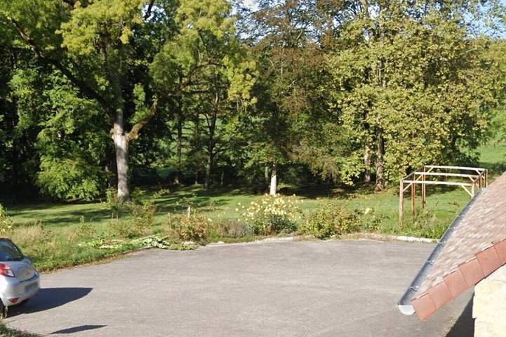 Chambre d’hôte pour 9 personnes, avec jardin dans le Jura - 4