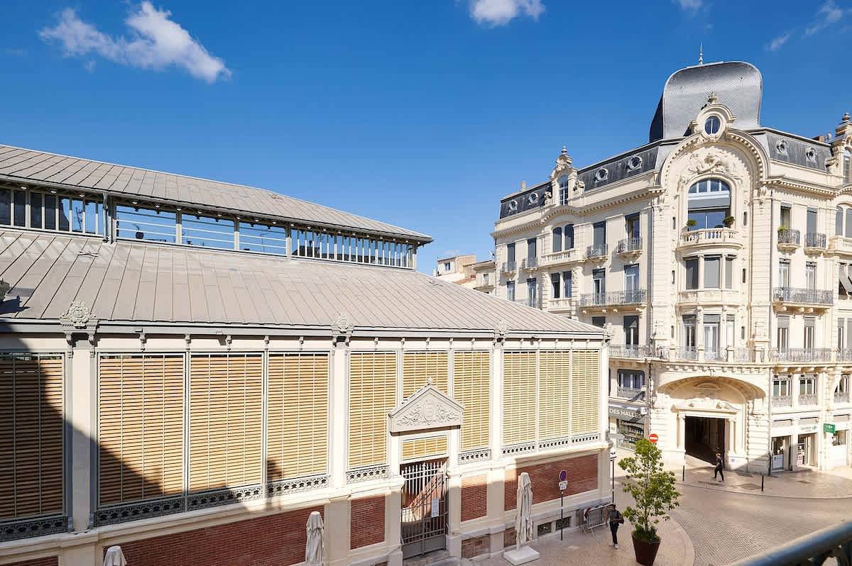 Appartement entier, Elegant flat with Les Halles View & Ac in Béziers, Côte méditerranéenne (France)