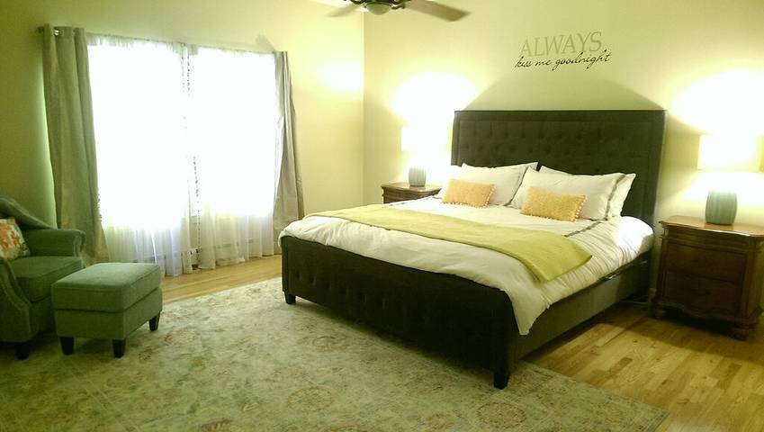 Location de vacances pour 12 personnes, avec jardin à Ogunquit