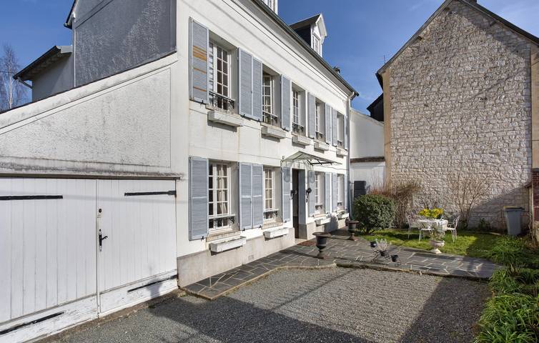 Gemütliche Wohnung mit Garten, Parkplatz und WiFi in Vernon in Vernon (Normandie), Évreux und Umgebung