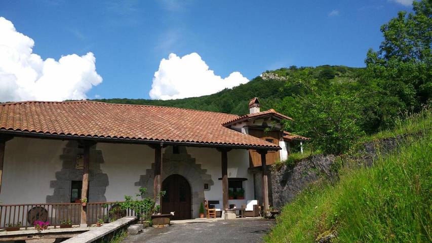 Casa rural para 2 personas, con Terraza además de Jardín y Vistas en Navarra