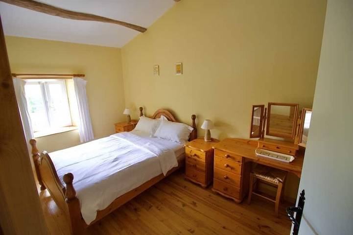 Gîte pour 8 personnes, avec piscine et jardin, animaux acceptés à Saint-Germain-du-Seudre - 4