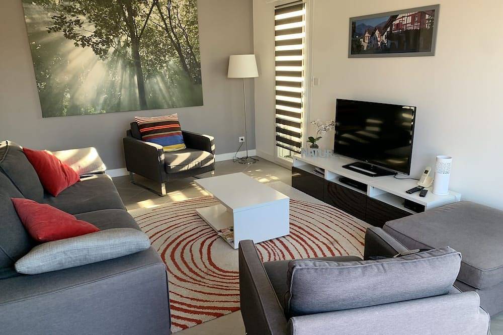 Appartement entier, Appartement Standing - Terrasse - Piscine - Plage - Golf in Saint-Jean-de-Luz, Région de Bayonne