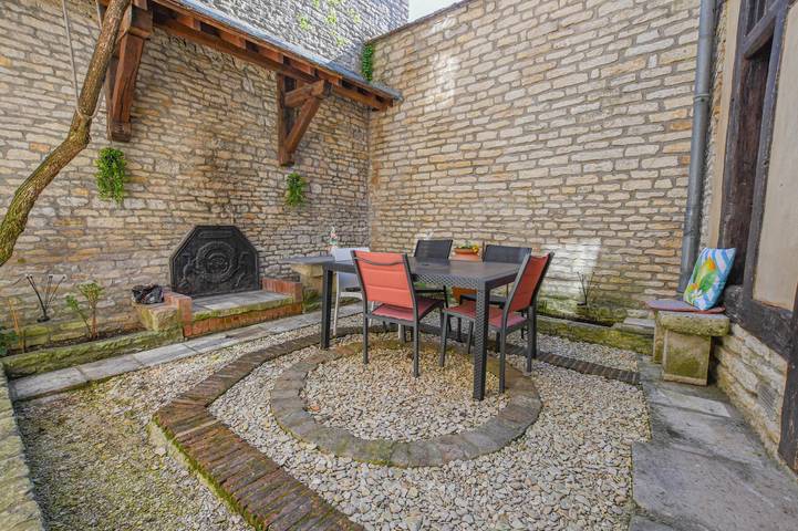 Gîte pour 6 personnes, avec terrasse à Bar-sur-Aube - 3