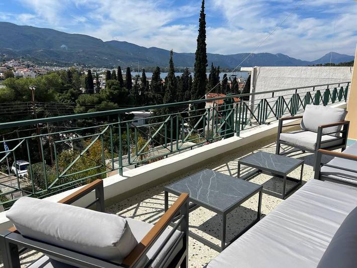 Location de vacances pour 7 personnes, avec vue et jardin dans Poros - 3