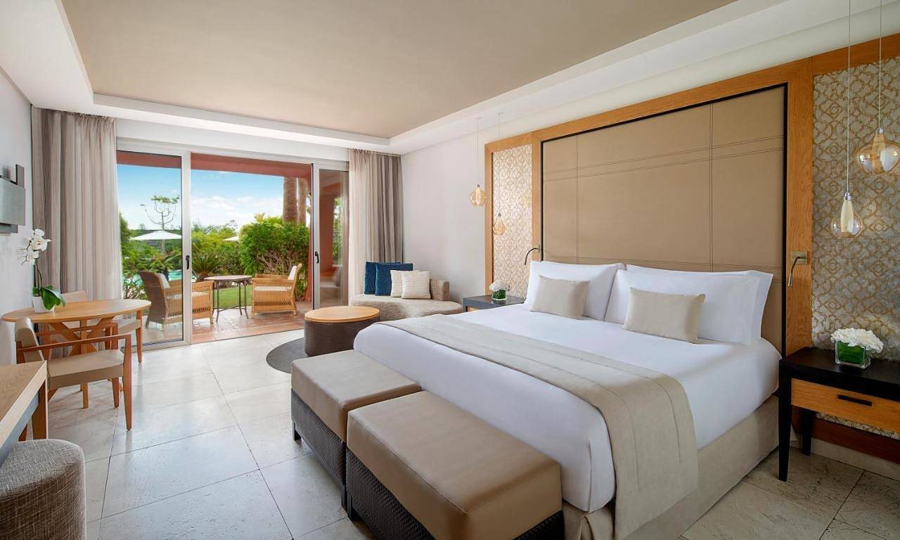 The Ritz-Carlton, Abama in Playa Abama, Guía de Isora