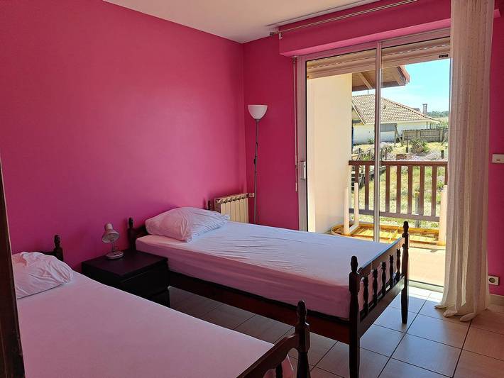 Location de vacances pour 8 personnes, avec terrasse à Saint-Julien-en-Born - 4