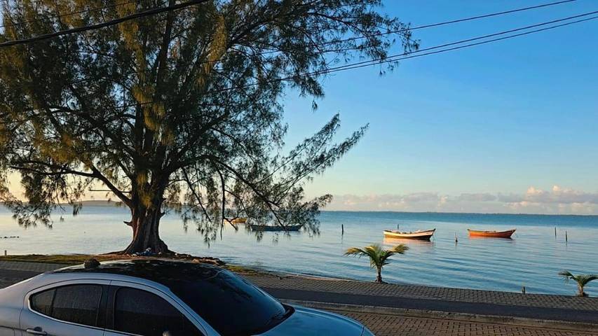 Pousadas para 4 pessoas, com balcão e vista em São Pedro da Aldeia