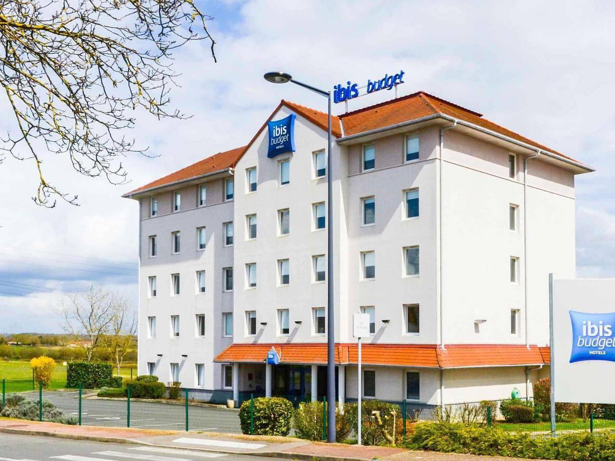 Ibis budget Nevers Varennes Vauzelles in Varennes-Vauzelles, Nièvre