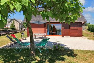 Maison de campagne pour 4 personnes, avec jardin dans Darazac