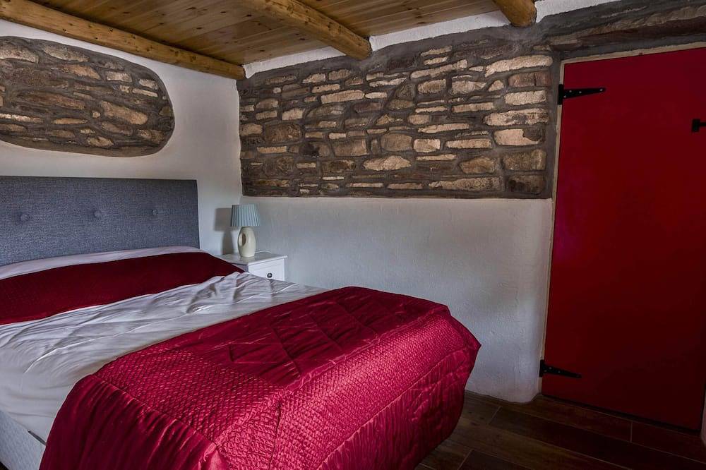 Private Boutique Farm Cottage and Activities on Rural Ireland in Claremorris=Swinford Municipal District, County Mayo