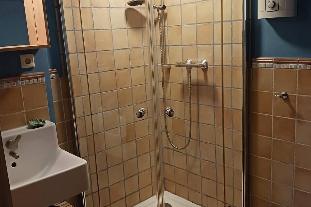 Ganze Wohnung, Haus bei der Kirche Südwohnung in Oland, Langeneß