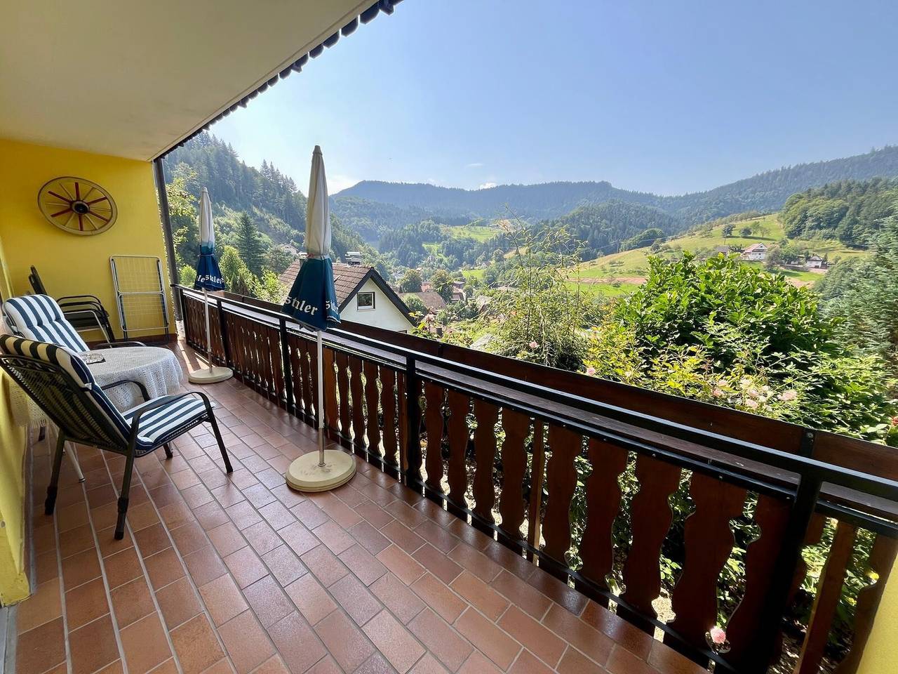 Apartamento entero, Apartamento 'Lehmann' con vistas a la montaña, balcón y Wi-Fi in Oppenau, Selva Negra Central