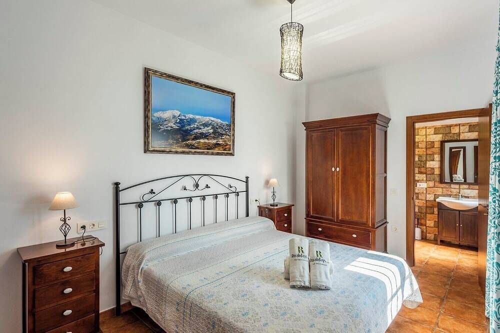 Casa Sierra de las Nieves Yunquera in Yunquera, Sierra de las Nieves