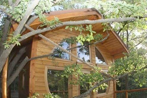 Les Cabanes en Provence in Entrechaux, Parc naturel régional du Mont-Ventoux
