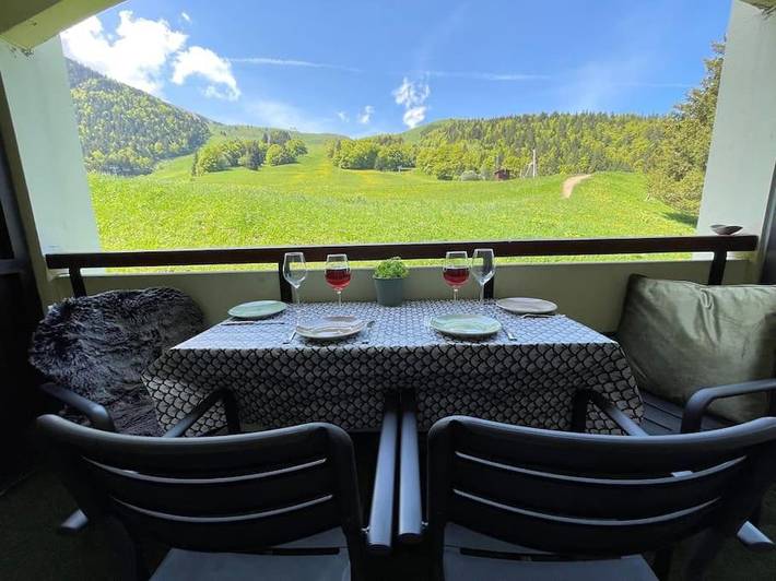 Gîte pour 4 personnes, avec vue et terrasse, animaux acceptés dans Office De Tourisme De L Alpe Du Grand Cerf - 3