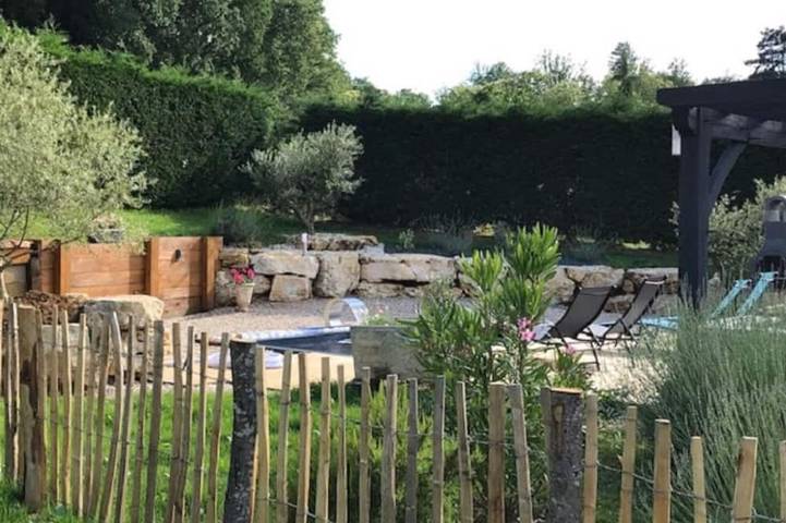 Gîte pour 6 personnes, avec jardin