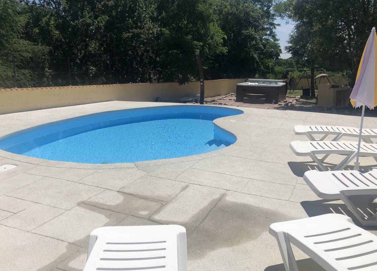 Appartement entier, "Gîte Jardin" - Résidence Le Petit Bois, piscine & spa, Ardèche in Ruoms, Ardèche