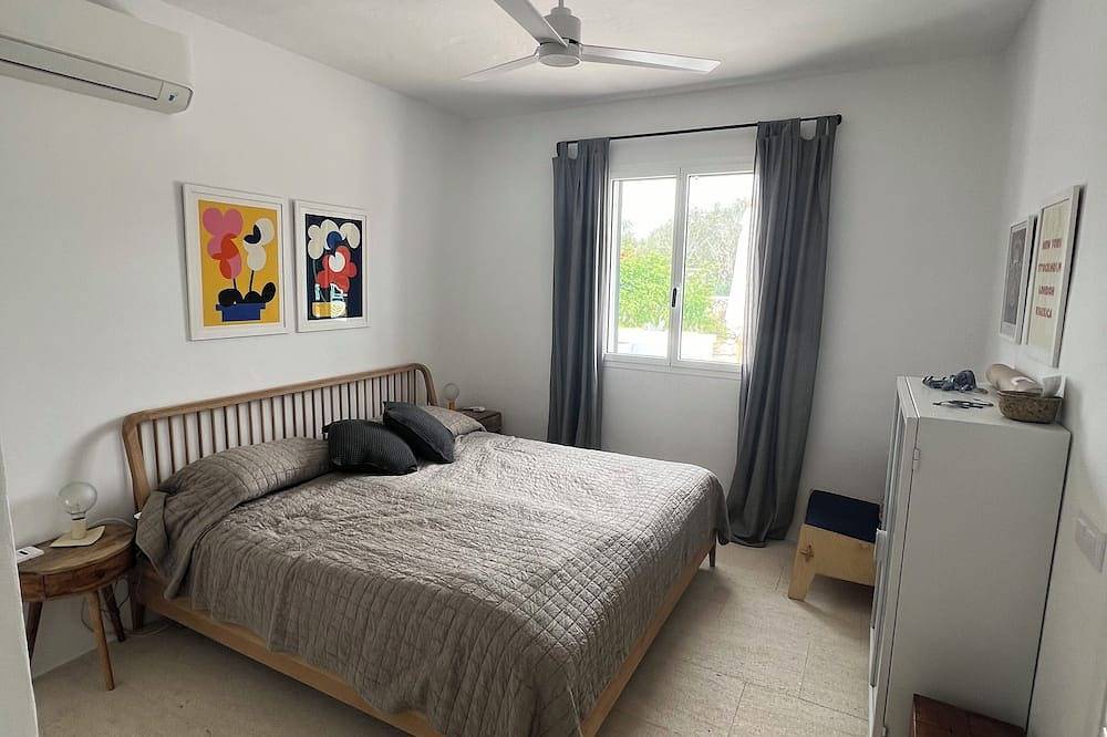 Fantastic Villa in Binixica,  pool, A/C, close to beaches in Binixiquer, Maó