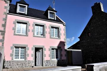 Huisje aan zee voor 5 personen, with whirlpool and balkon as well as tuin in Bretagne