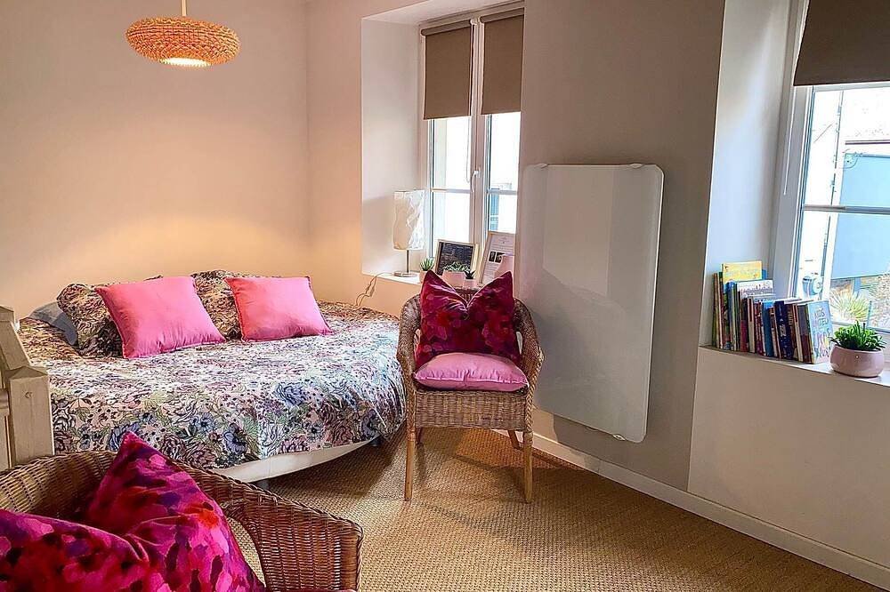 Entire apartment, La Maisonnette - loft in winegrower's house - sleeps 4 in Gertwiller, Sélestat-Erstein region