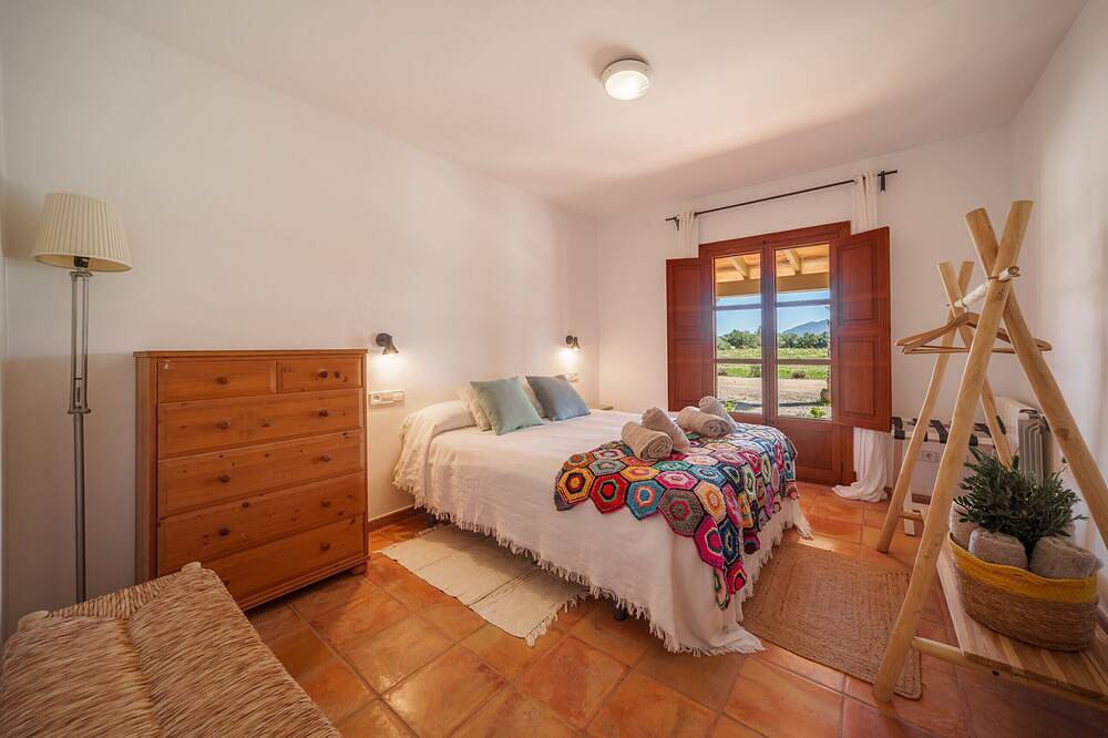 Can Soler by Rentallorca in Porreres, Mallorca Süden