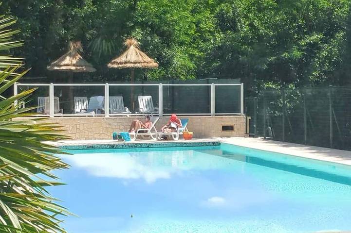 Chalet für 5 Personen, mit Pool und Garten, mit Haustier - 1